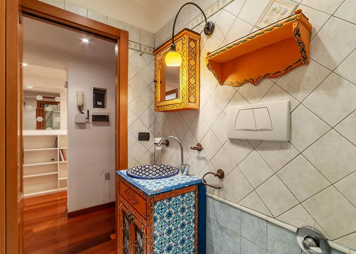 Guesthost - Termini Live Laugh & Apartment